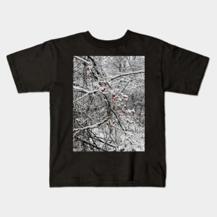 First Snowfall Winter Berries Canada Kids T-Shirt